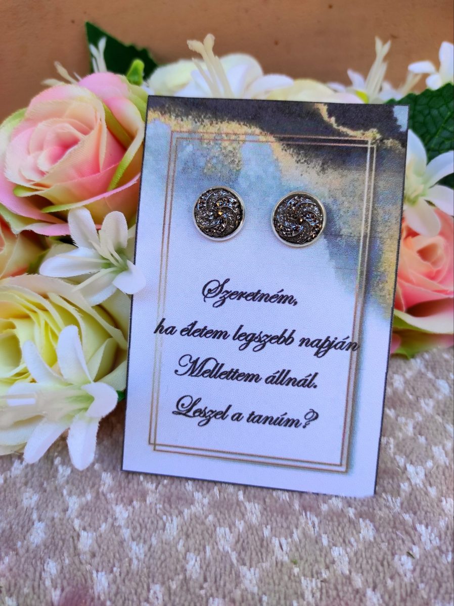 Tanúfelkérő ezüst durzy fülbevaló